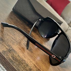 Gucci aviator sunglasses